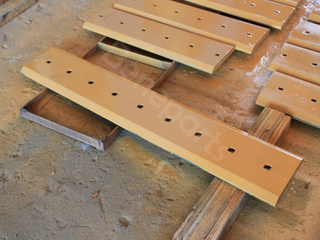9W4494 Segmento plano de doble bisel Piezas de maquinaria de construcción Herramientas subterráneas Cuchilla niveladora Niveladora de motor Acero al carbono Acero al boro Dbf Punta de corte Filo