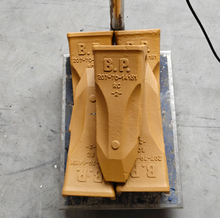 207-70-14151RC PC300RC Rock Chisel Tooth Komatsu PC300/PC360 Corona de punta de dientes