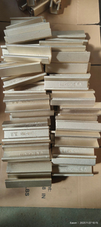 Tira de desgaste para motoniveladora Cat 140M 446-1526